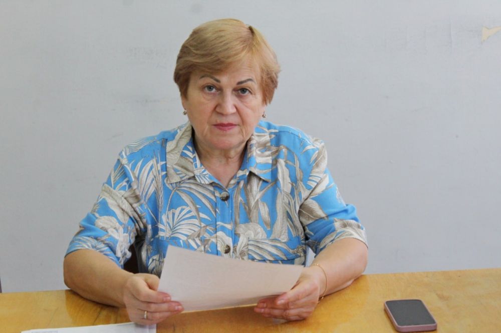 Иван Приходько: Сегодня, 18 августа, в администрации г. Горловка состоялось заседание гуманитарной комиссии по приему и распределению гуманитарных грузов под председательством заместителя главы администрации города Горловка Адии Кудряковой