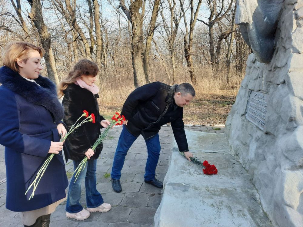 � ����������-��������� ������ �������� � ����� ��� ������������ ������� ������ ���������� ������ � ��������� �����