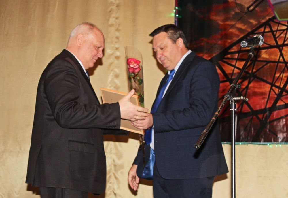  : , 21 ,           ,   