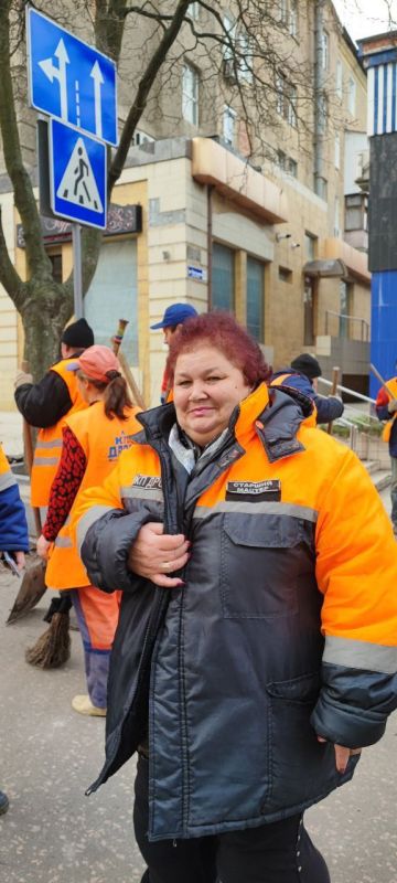 ������ ��������: �, ������ ������ �������������, ������ ����������� ��������� �������, ������� � ���� � ������� 1977 ����