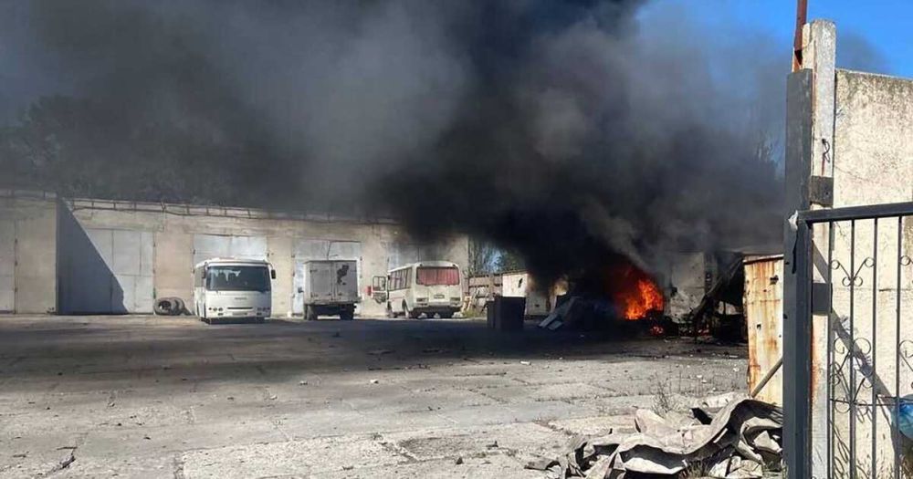 Три человека погибли при обстреле ВСУ молокозавода Горловки в ДНР