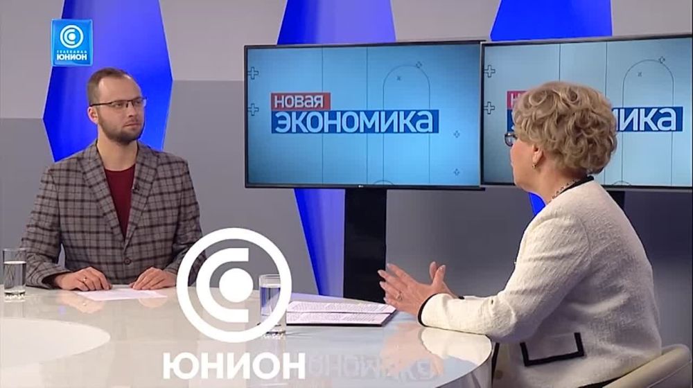 «Малое и среднее предпринимательство в днр занимают огромную роль их сегодня доля на рынке очень значительная и мы работаем над тем чтобы развивать эти предприятия»