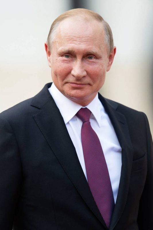 Живой пример военных для молодежи страны