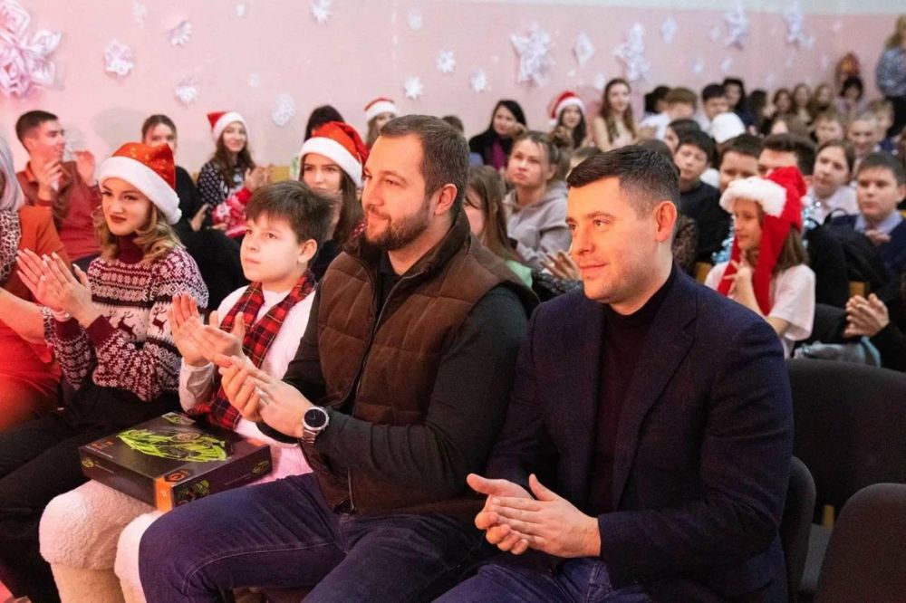 Подмосковная Ёлка желаний исполнила мечты детей из подшефных регионов