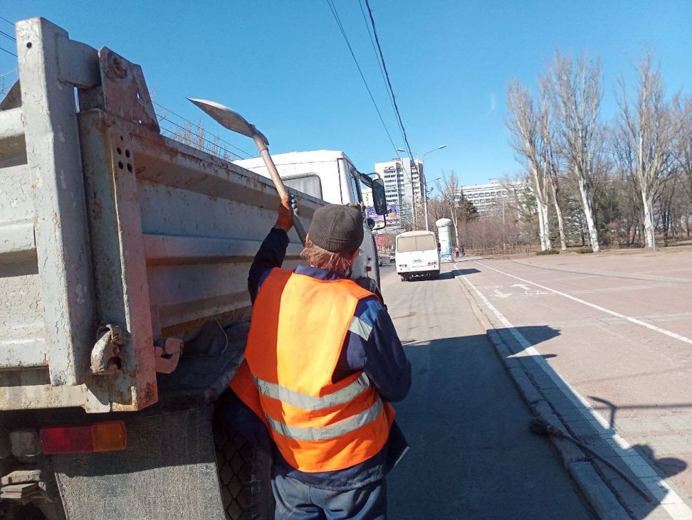 ������ ��������: ��� ��� ����ӻ ��������� ������ �� ������� �������� ����������� � ����� ����������� ������������� �� ����� ��������, � ����� ���������� ������ ������ �� ����� ������ � �������� ������