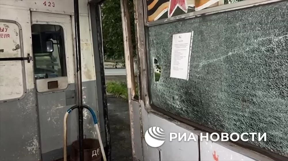 Украинские военные атаковали дроном-камикадзе третий за последние две недели трамвай в Горловке, рассказал РИА Новости замглавы администрации городского округа Горловка Игорь Горбатов