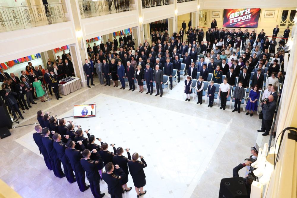 ��������� �������: 1 ������ � ������ ��������� ���������� ������������ ��������� ����������� � ����������� �����-������, ���������� �������� � ������������� ���������