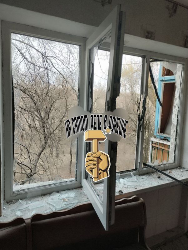 Продолжается атака ВСУшников по жилыму сектору Никитовского района Горловки