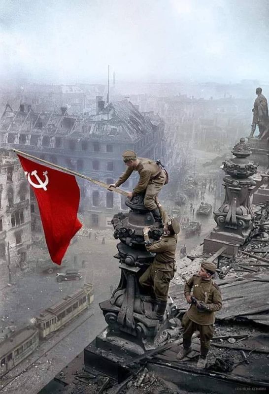  : 30  1945   21:50  -         
