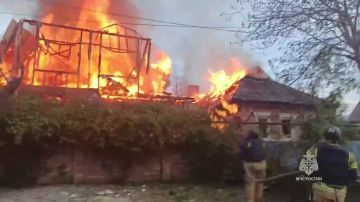В Горловке ликвидирован крупный пожар в результате обстрела
