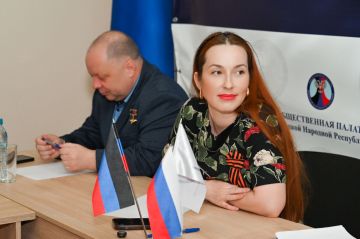 Екатерина Мартьянова: Друзья! Провела заседание Общественного совета конкурса Народная летопись подвига, в рамках проекта Книга Памяти: Опалённые дневники Донбасса. Непокорённые