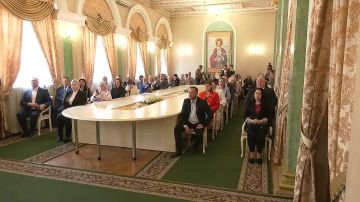 Денис Пушилин: В День Республики вручил государственные награды за мужество на передовой нашим бойцам, за самоотверженный труд тем, кто работает во благо Донбасса