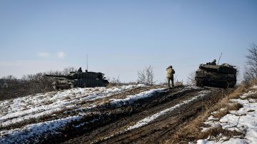 Школьный автобус пострадал в результате атаки украинских БПЛА на Горловку