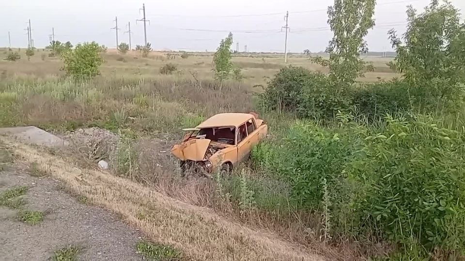    ,     4 
