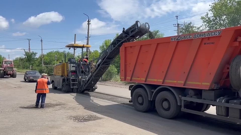  :       л       