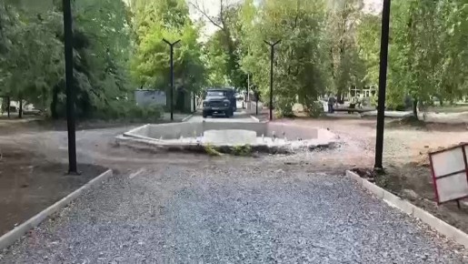  :        