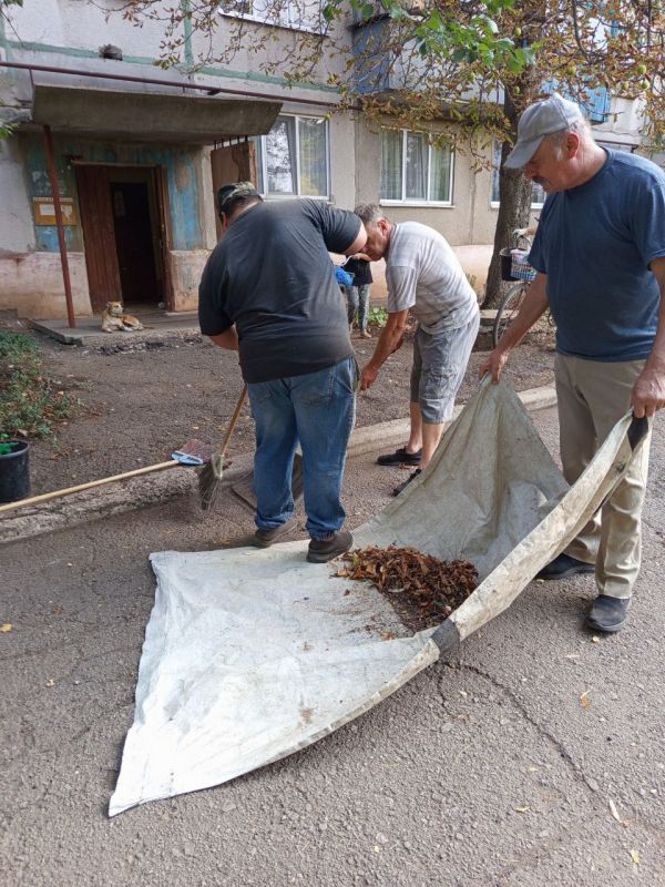 Роман Конев: МУНИЦИПАЛЬНОЕ УНИТАРНОЕ ПРЕДПРИЯТИЕ «УПРАВЛЯЮЩАЯ КОМПАНИЯ ГОРОДА ГОРЛОВКА» АДМИНИСТРАЦИИ ГОРОДСКОГО ОКРУГА ГОРЛОВКА