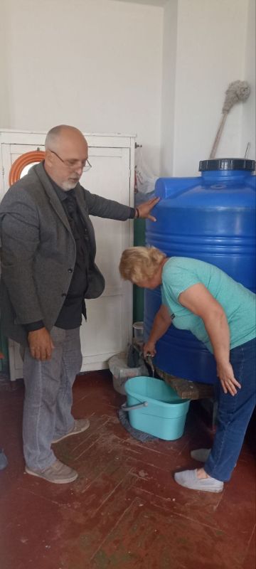 Роман Конев: 18 сентября 2025 года во исполнение поручения Главы Донецкой Народной Республики Дениса Пушилина, депутаты Горловского городского совета Донецкой Народной Республики Андрей Костюк, Евгений Прокопович, Инает...