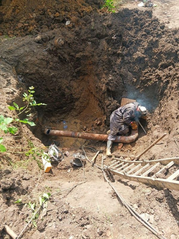 Аварийщики Кузбасса за август устранили порывы на 80 адресах в Горловке