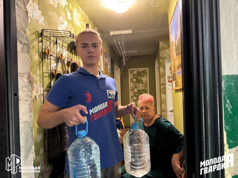 Молодёжка Горловки вновь помогла маломобильным людям