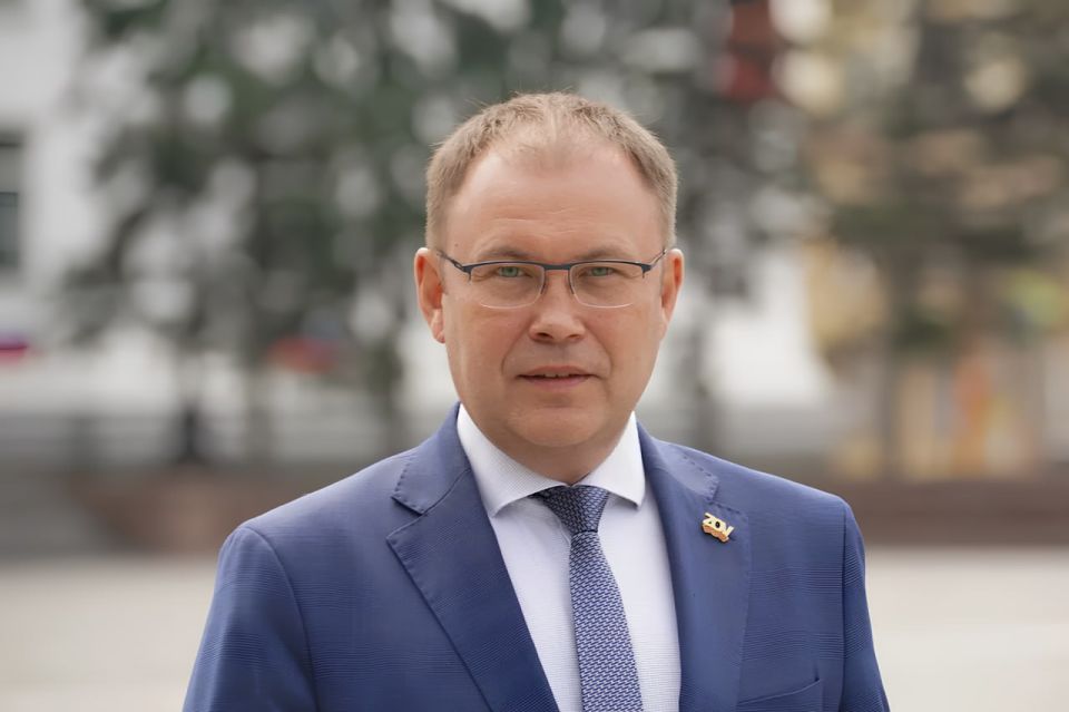 Губернатор Кузбасса поздравил жителей Донбасса с праздником