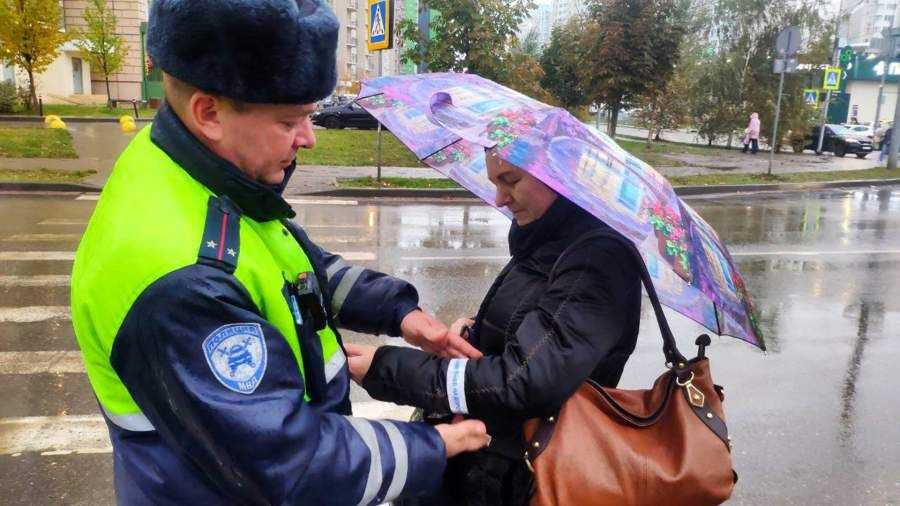 Почему пешеходам крайне важно использовать световозвращатели?