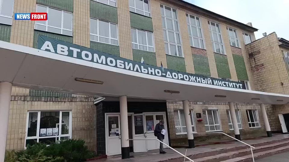 Алексей Гавриш: Несмотря на очень тяжелую оперативную ситуацию в прифронтовой Горловке учебный процесс не останавливается ни на минуту, хотя и в дистанционном формате