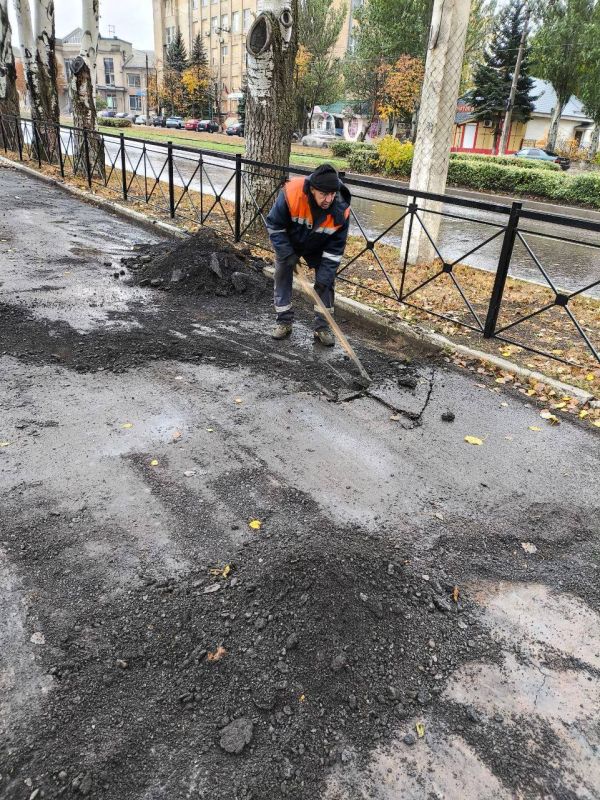 Роман Конев: О дорожных работах МУНИЦИПАЛЬНОГО УНИТАРНОГО ПРЕДПРИЯТИЯ «ПРОСТОР» АДМИНИСТРАЦИИ ГОРОДСКОГО ОКРУГА ГОРЛОВКА ДОНЕЦКОЙ НАРОДНОЙ РЕСПУБЛИКИ