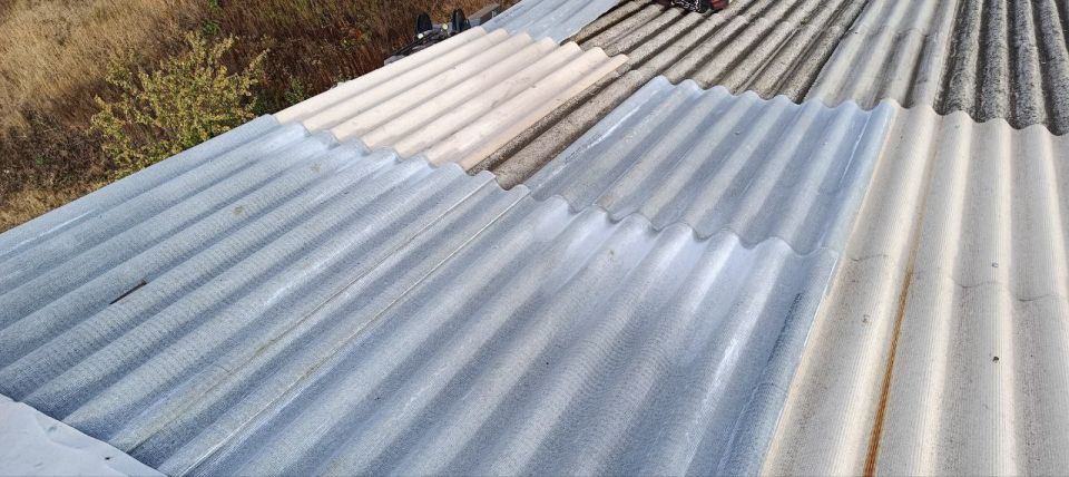 Иван Приходько: Добрый день, уважаемые жители Горловки! Представляю вашему вниманию еженедельный обзор работ, выполненных муниципальным унитарным предприятием «Управляющая компания города Горловка»