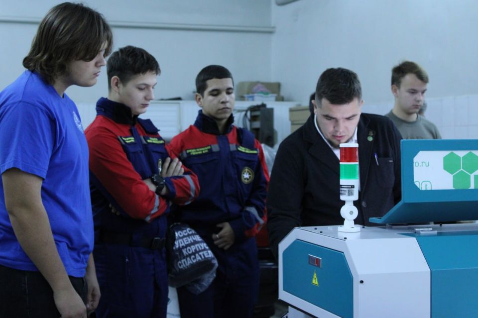 Иван Приходько: В Автомобильно-дорожном институте ДонНТУ прошел Хакатон «Логотипный штурм»: молодежь осваивает современные технологии