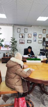  : 25  2025                      2 . 