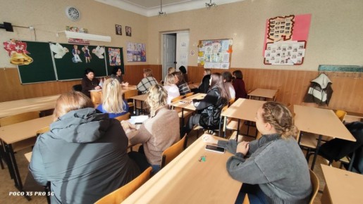 Роман Конев: ВСТРЕЧА С НАСЕЛЕНИЕМ. Депутат Горловского городского совета от фракции «Единая Россия» Инает Розводова в рамках исполнения поручения Главы Донецкой Народной Республики Дениса Пушилина провела встречу с населением