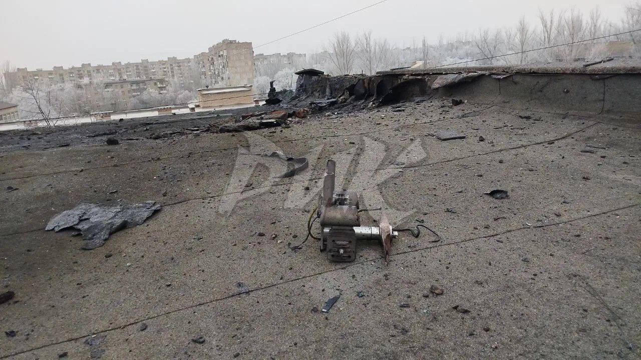 Родион Мирошник: Украинский БпЛА атаковал жилую многоэтажку в Горловке