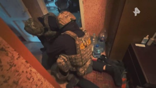 Сотрудники ФСБ задержали в Горловке ОПГ, которая занималась незаконным обменом валюты, сообщили в УФСБ России по ДНР