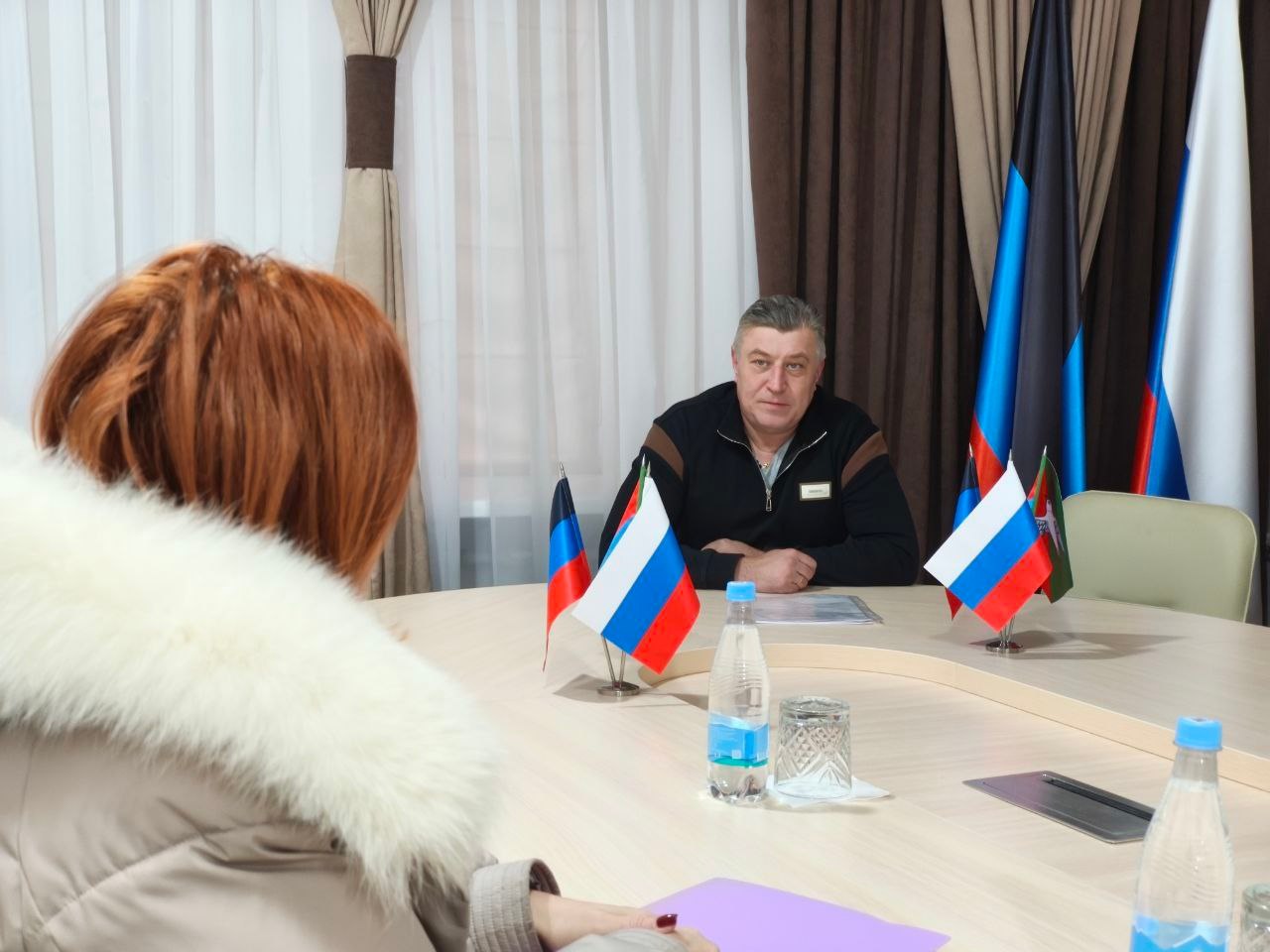 Роман Конев: 24 декабря 2025 года состоялся выездной приём граждан депутатом Горловского городского совета Донецкой Народной Республики первого созыва Александром Бобровским