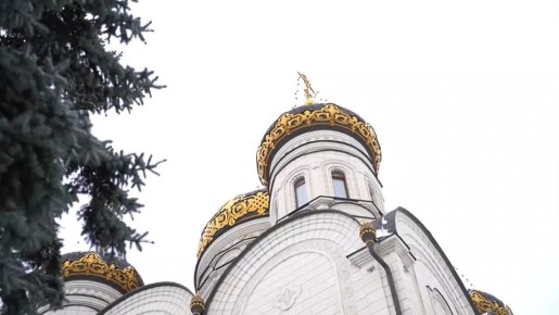 В Горловке поздравили детей военнослужащих и передали новогодние подарки в Богоявленский кафедральный собор к Рождеству