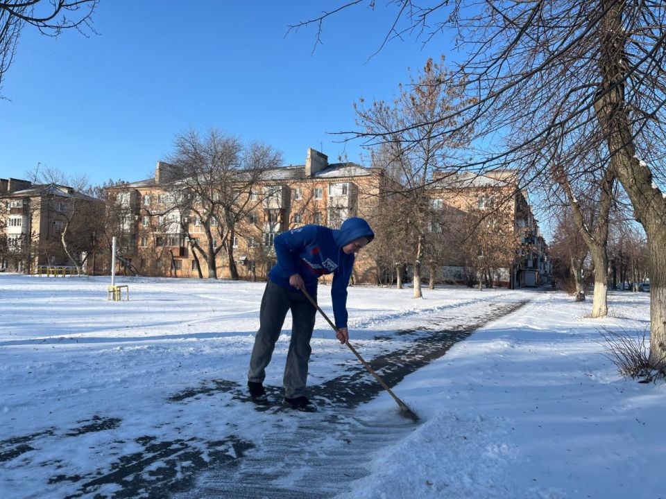 Трудимся во благо города в морозный день