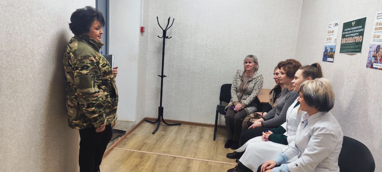 Роман Конев: 29 января 2026 года депутаты Горловского городского совета от фракции «Единая Россия» — Нелля Якуненко, Игорь Толкачёв и Инает Розводова в рамках исполнения поручения Главы Донецкой Народной Республики Дениса...