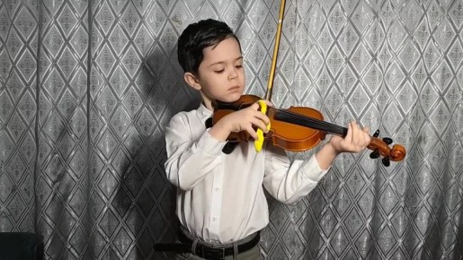 Партийцы Калининского района Горловки поздравили защитников Родины