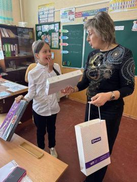 Донецким призёрам и финалистам конкурса рисунков доставлены заслуженные награды