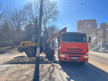 Спецтехника из Кузбасса активно используется для поддержания инфраструктуры в Горловке