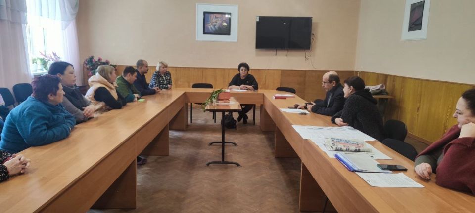 Роман Конев: 17 марта 2026 года состоялся приём граждан депутатом Горловского городского совета Донецкой Народной Республики первого созыва Неллей Якуненко в Горловском техникуме (филиал) ФГБОУ ВО «Донецкий государственный...