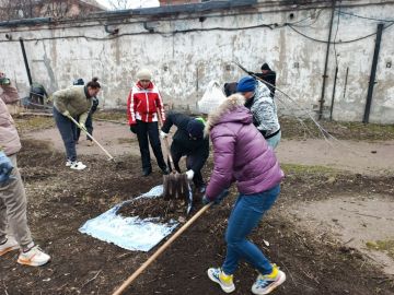 В Центрально-Городском районе Горловки состоялся субботник