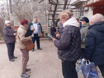 Роман Конев: Жители Калининского района Горловки активно выбирают своих представителей – старших по домам
