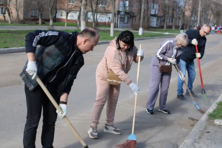 В Горловке проведен очередной субботник