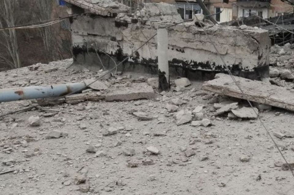 В Горловке из-за атаки украинских боевиков повреждены пять многоэтажек