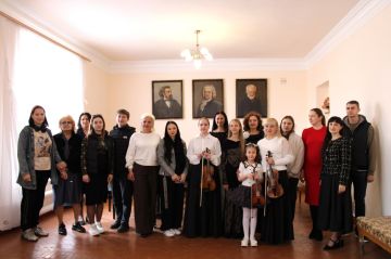 Сегодня, 7 апреля, в День беременных в городском округе Горловка состоялся концерт для будущих мам