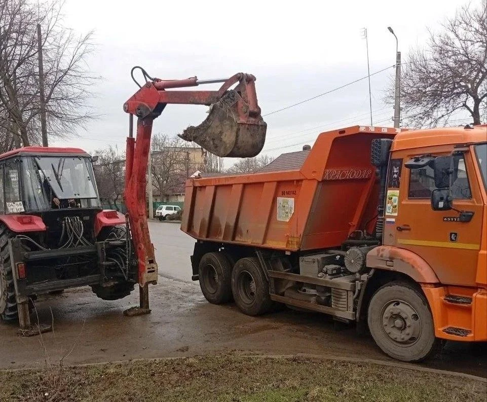 Специалисты Кузбасса и Горловки восстанавливают коммунальную инфраструктуру в прифронтовом городе