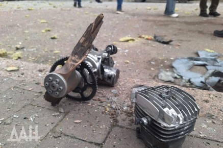 Два мирных жителя ДНР пострадали от украинских атак с начала дня