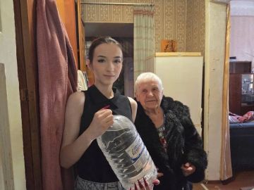 В рамках акции «Молодёжь не оставит в беде» доброслужащие администрации городского округа Горловка Донецкой Народной Республики при поддержке Горловской и Славянской епархии оказали помощь маломобильным одиноким пожилым...